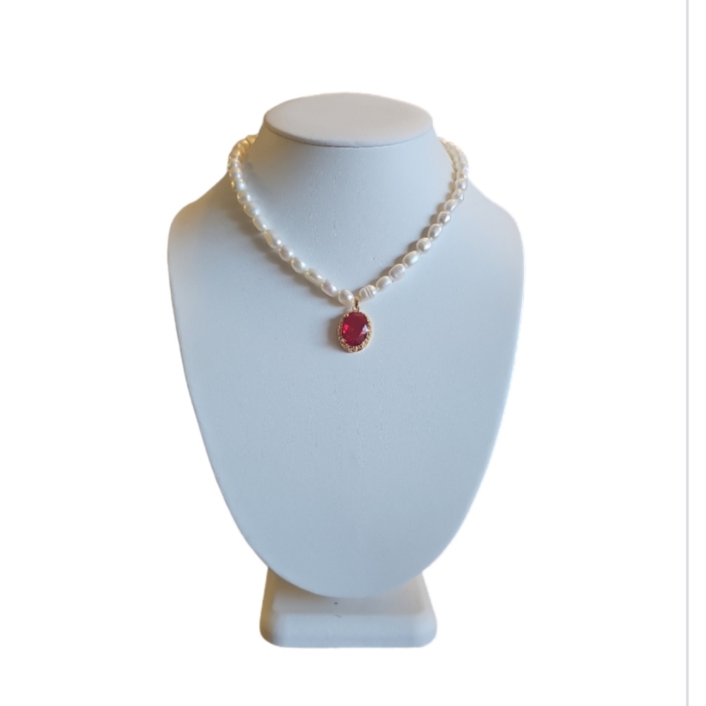 Natural Irregular Freshwater Pearl Necklace & Red Crystal Pendant Gold…